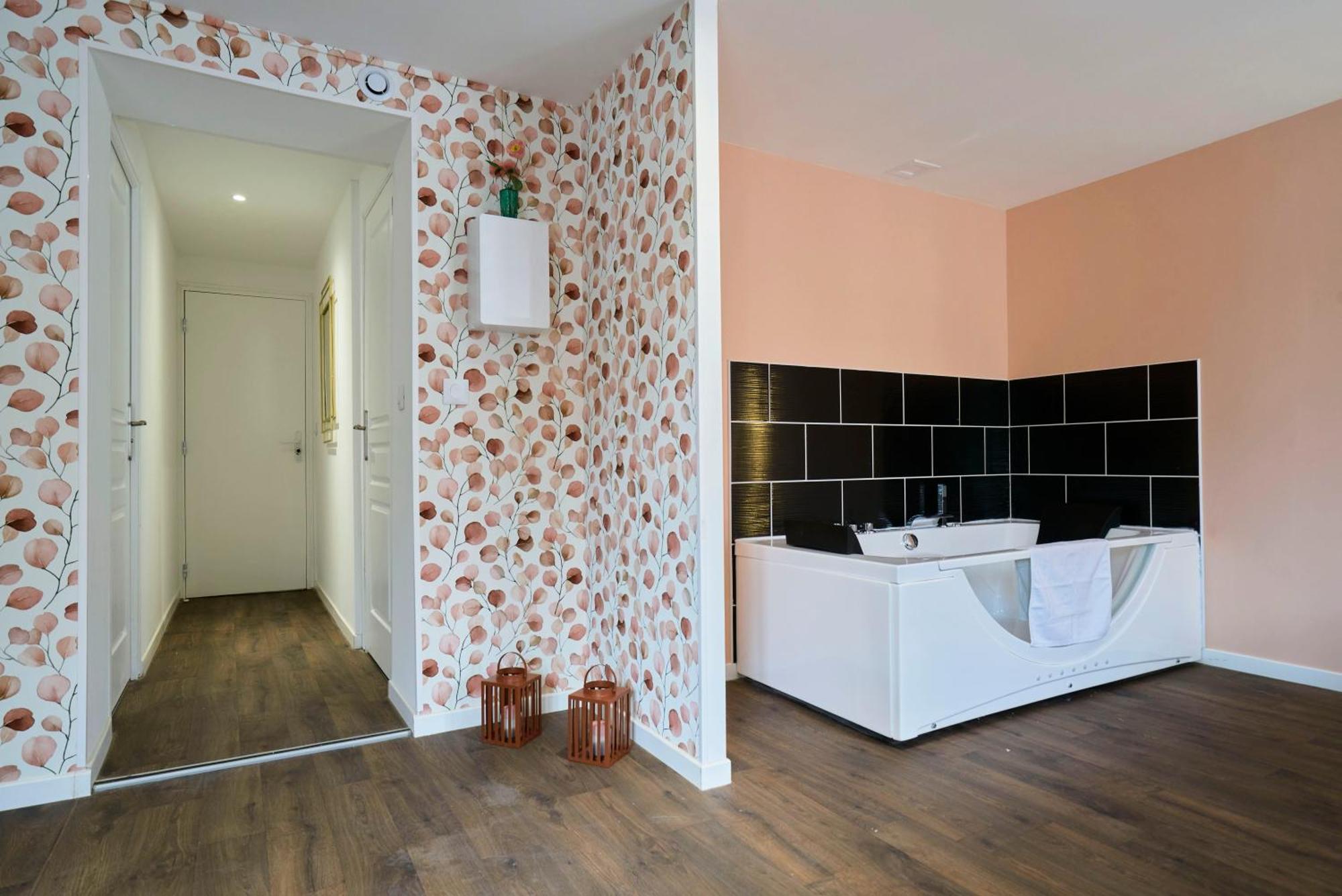 Ng Prestige L Lille L Tourcoing - Bouvines Balneo Apartment Exterior photo